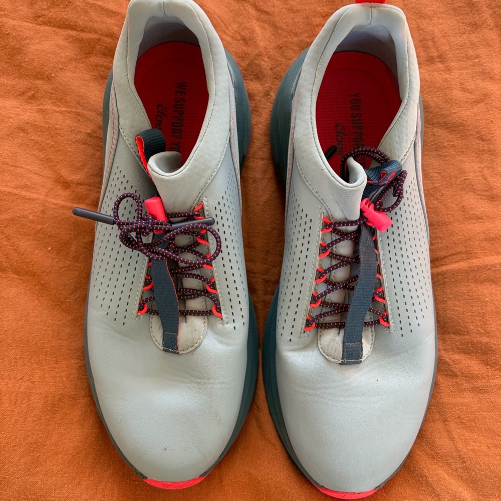 Clove Forte in Steel blue/Electric red